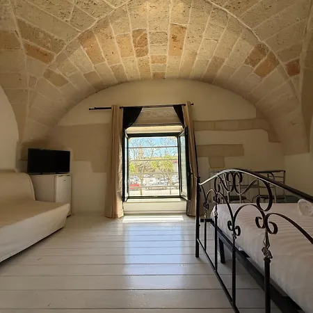 Dimora 69 Bed & Breakfast *